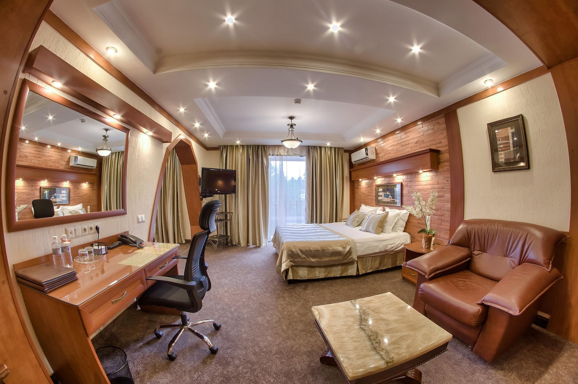 Hotel Uyut אלמטי מראה חיצוני תמונה
