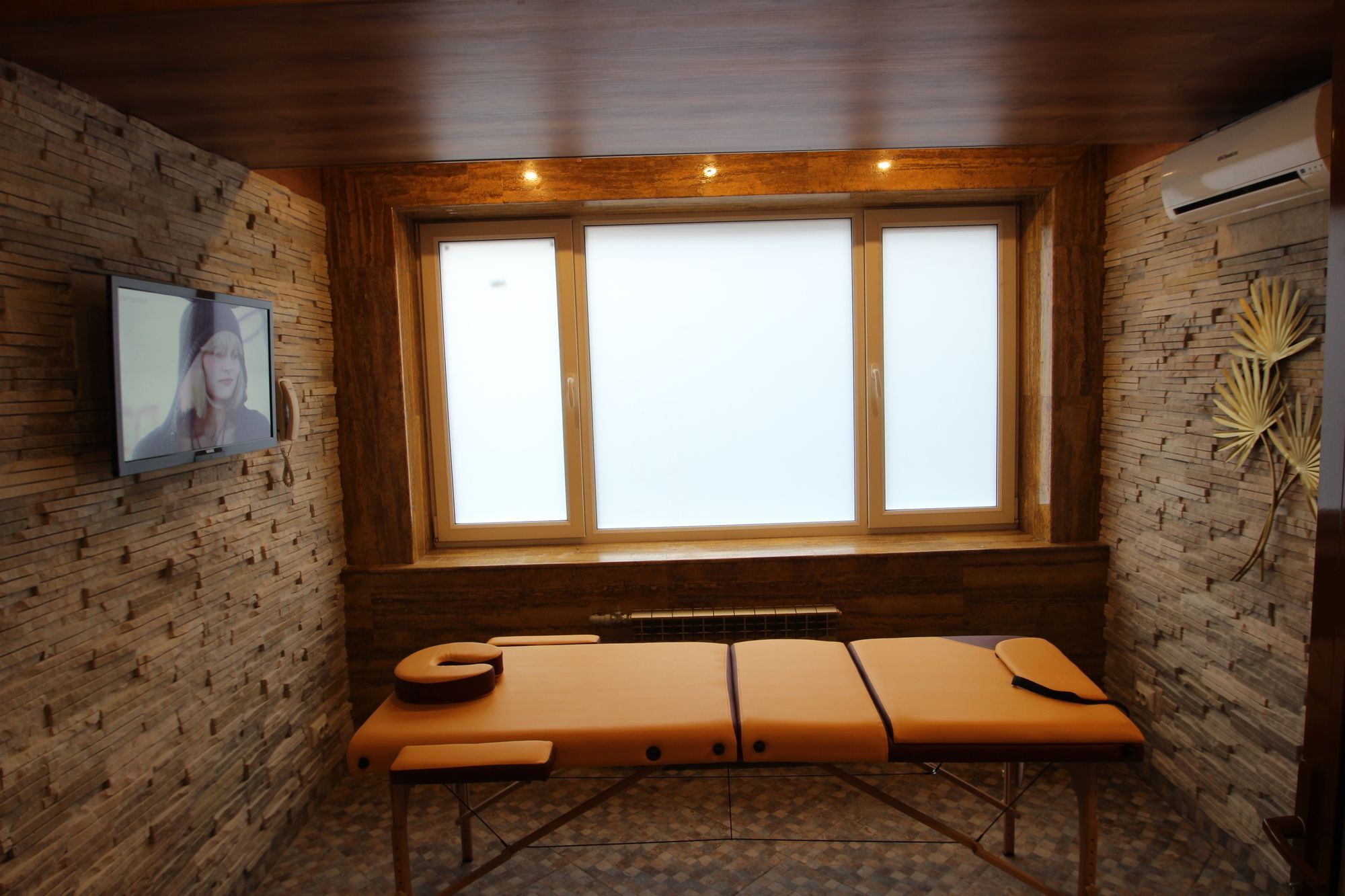 Hotel Uyut אלמטי מראה חיצוני תמונה
